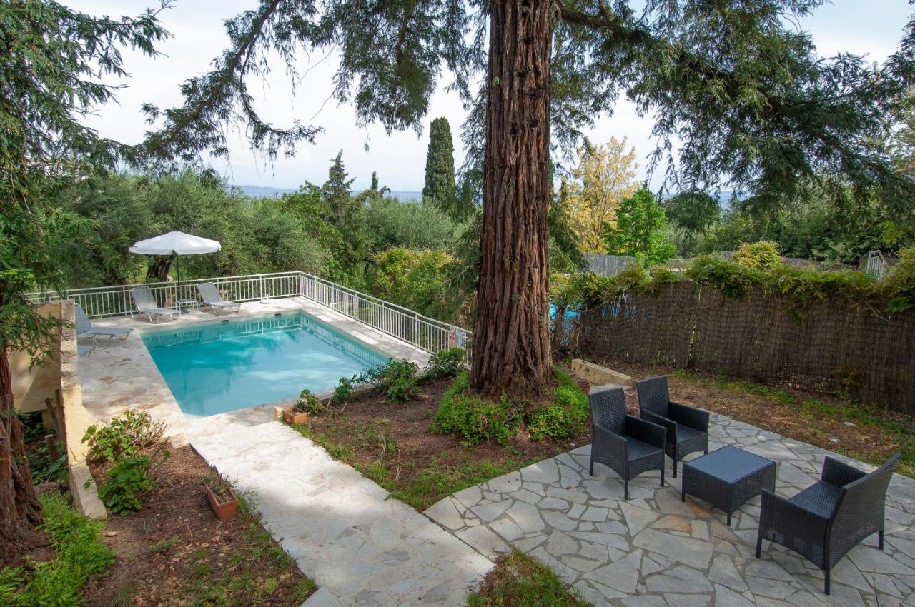 Villa Serena Nisaki  Bagian luar foto