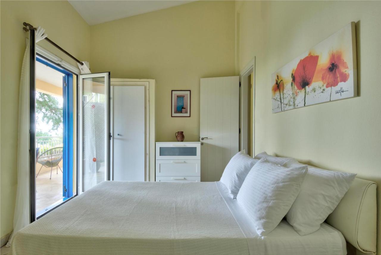 Villa Serena Nisaki  Bagian luar foto